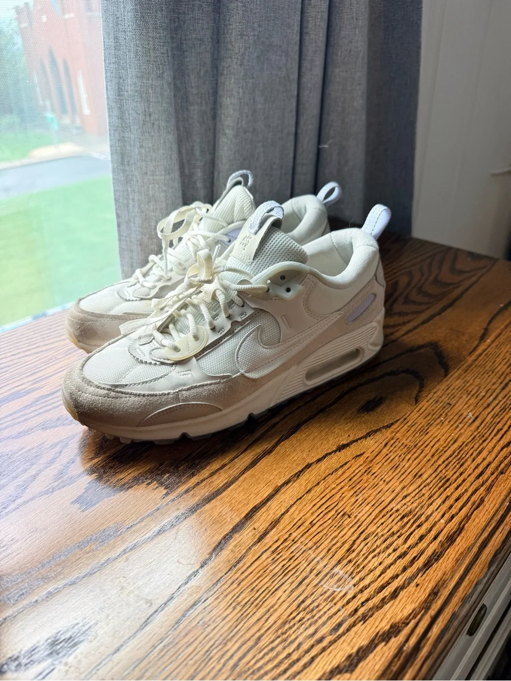 Nike Women’s Air Max Sneakers Size 9